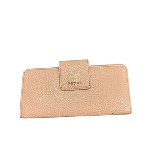 Fossil Women's Pink Wallet